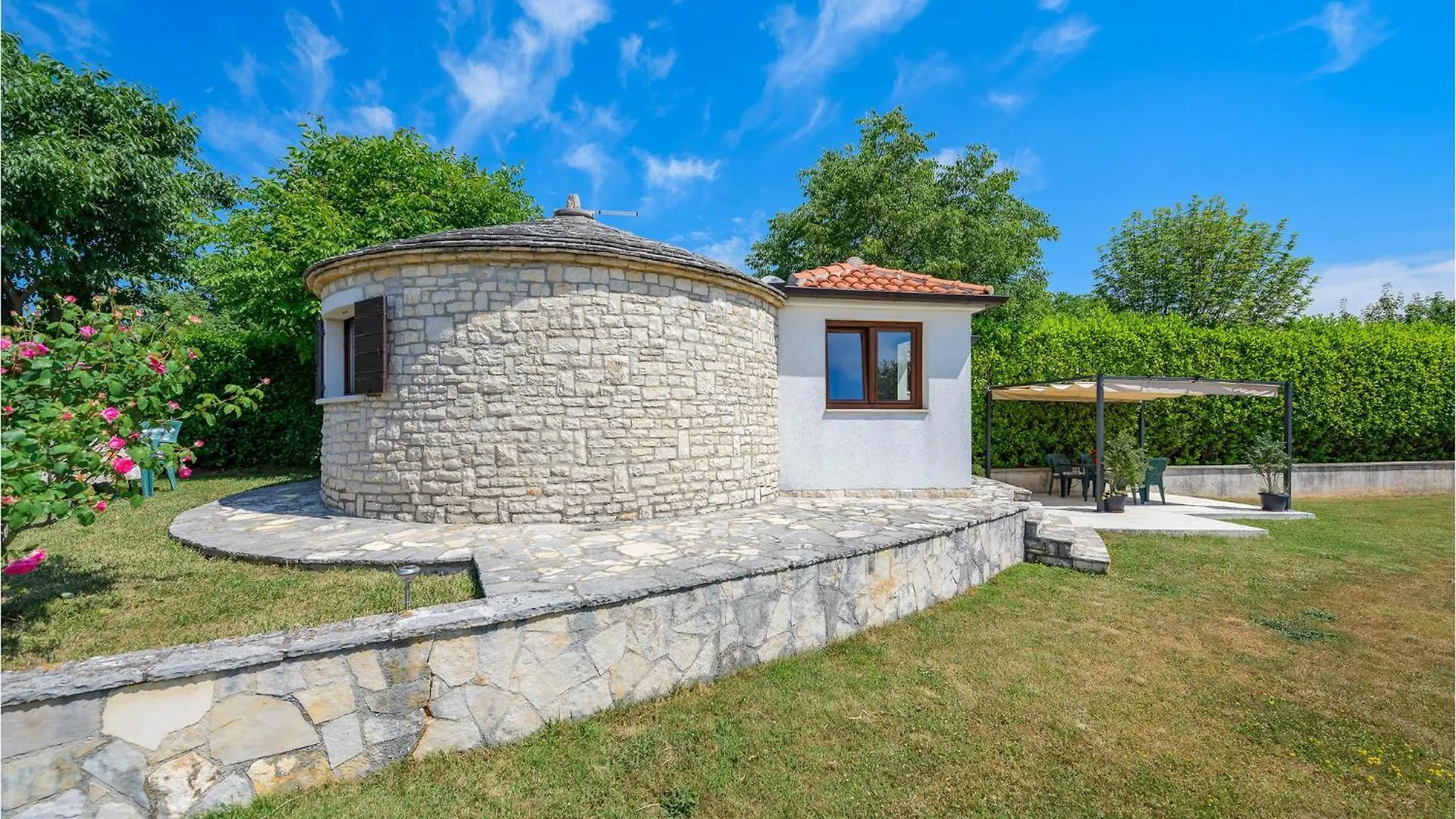 Holiday home Lovely Home In Zminj With Kitchen